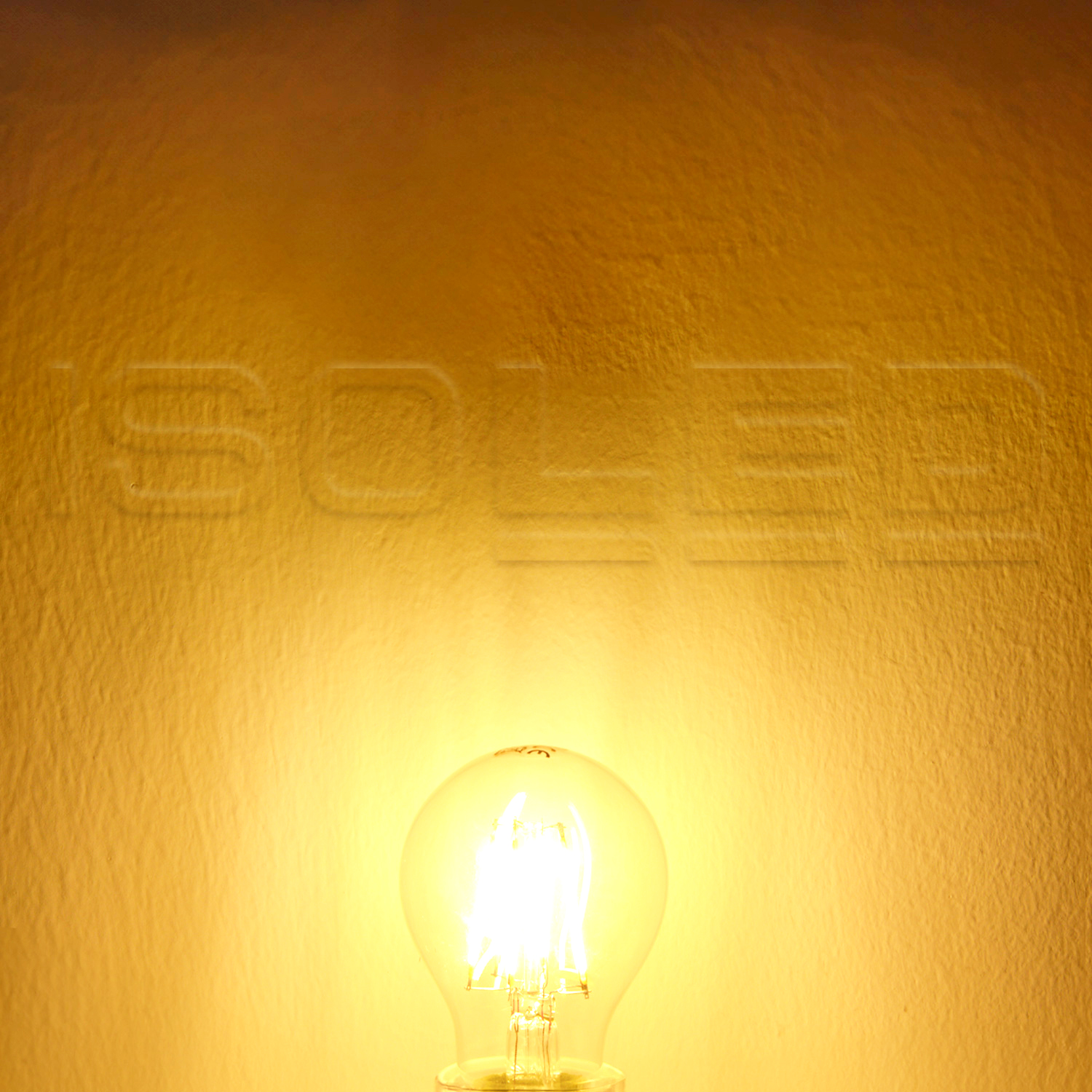 E27 LED Birne A60, 4W, klar, 210 lm/W, warmweiß