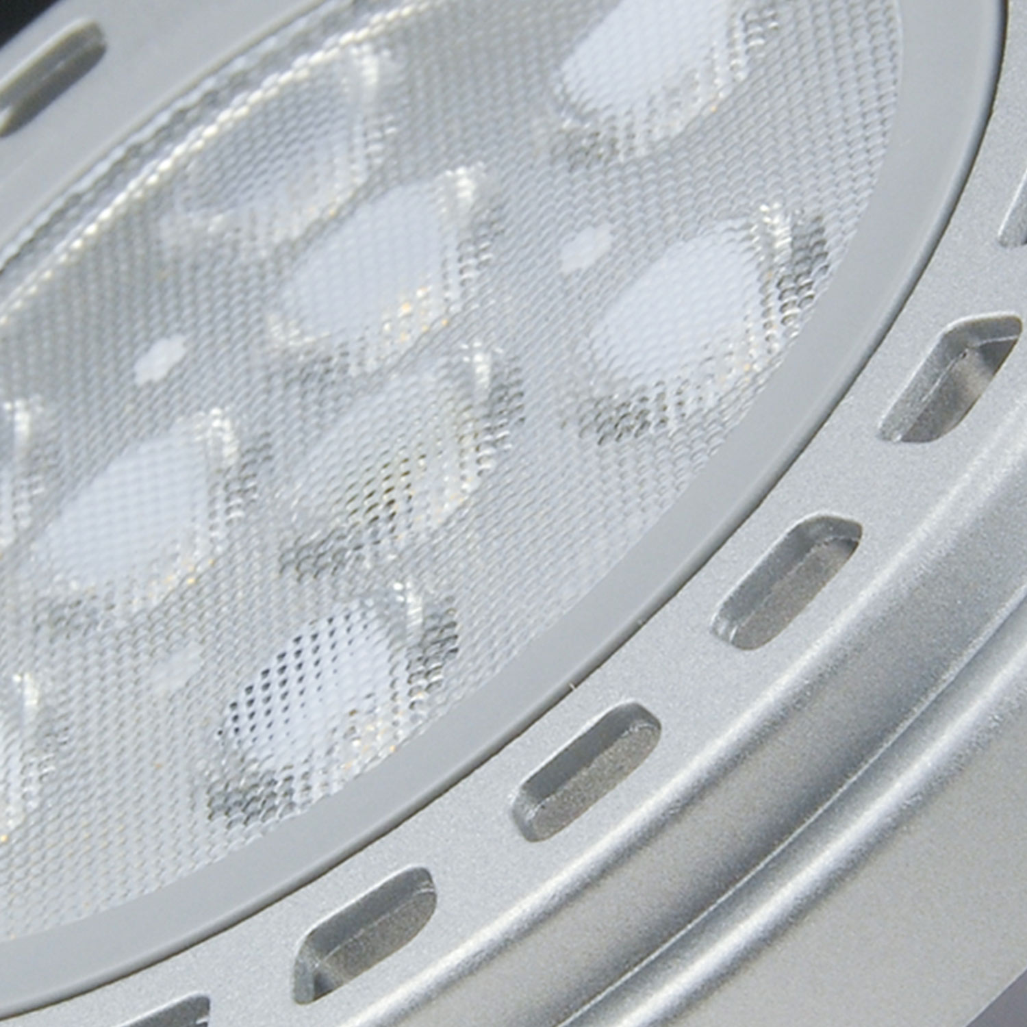 AR111 G53 Spot, 11W, 30°, warmweiß