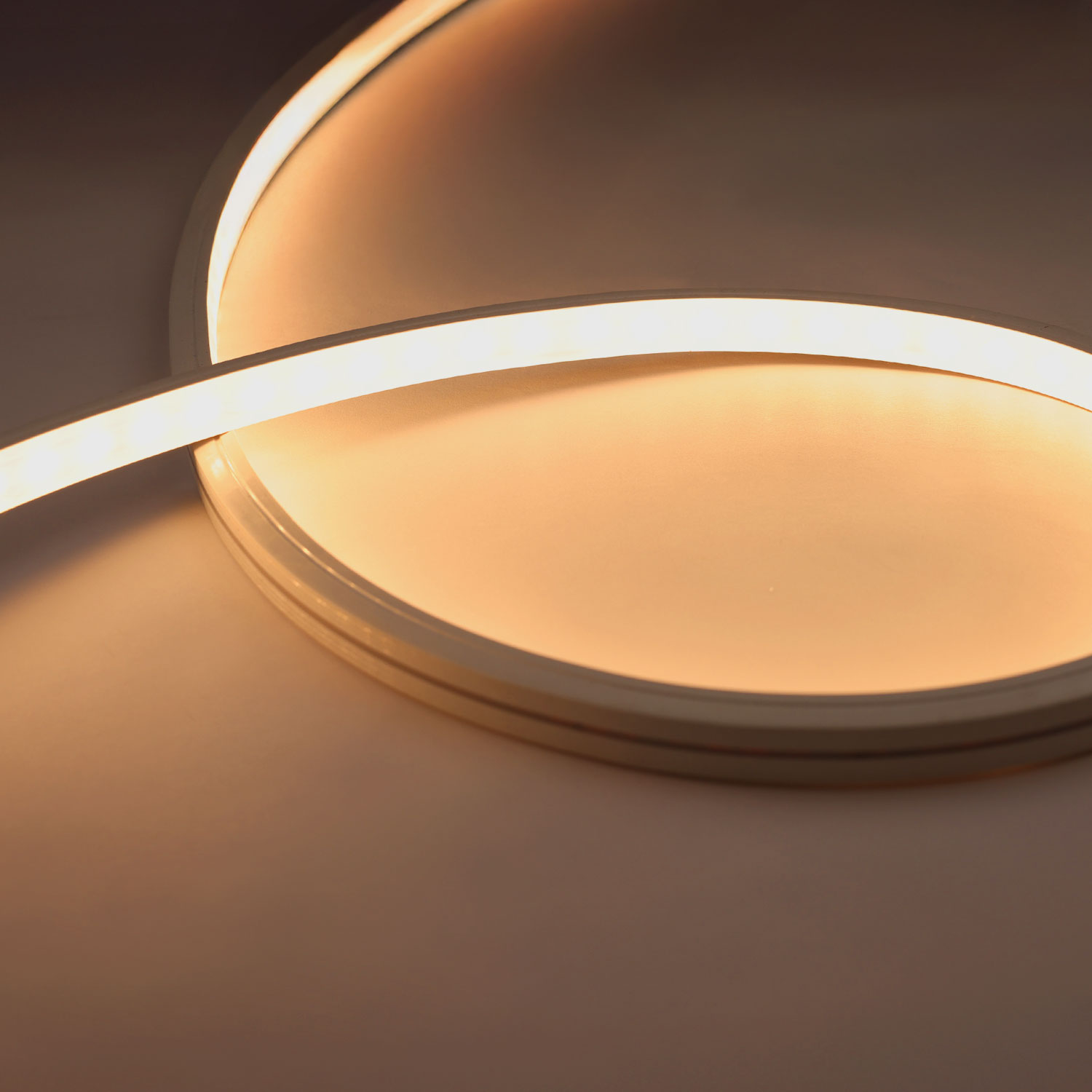 LED Wallwasher Flexband 20x55°, 2700K, 24V DC, 18W, IP54, CRI90, 3m Rolle, 70 LED/m